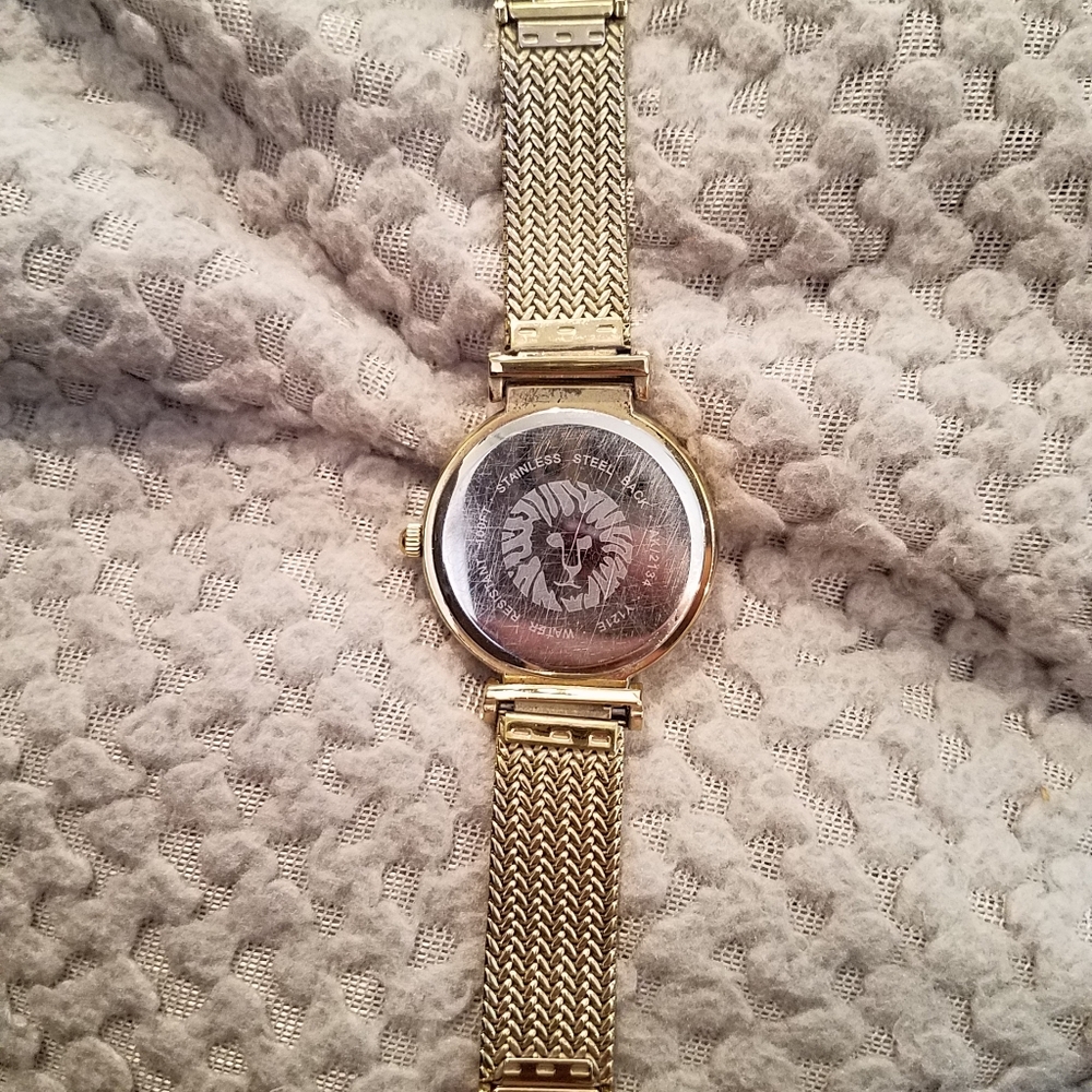 Watch - Picture 5 of 5